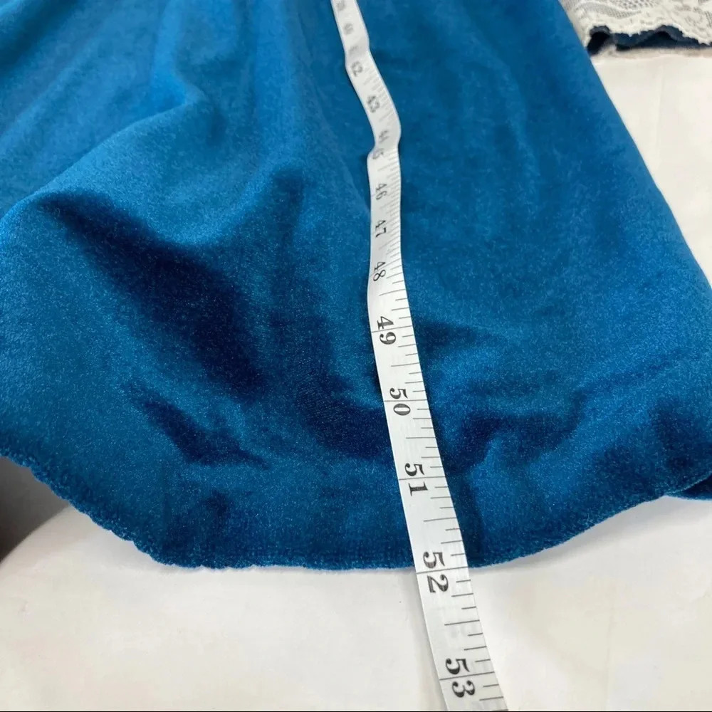 Vintage Maggie McQuade Blue Velvet w/Lace Nightgown Duster Womens Small 1/4 Zip - Picture 4 of 8